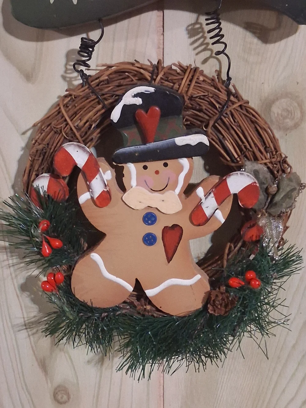 Welcome Gingerbread Wreath Wall / Door Hanging - Brown